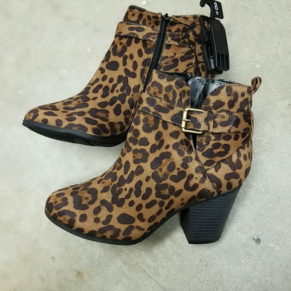 Leopard booties